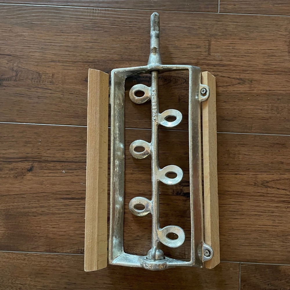 White Mountain Ice Cream Freezer Dasher Part 6-88A25 Vintage Wood Scraper 13.5in